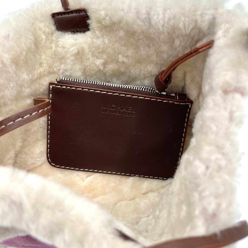 Michael Kors fuschia Suede authentic shearling  Shoulder MINI Bag leather handle - Picture 3 of 9